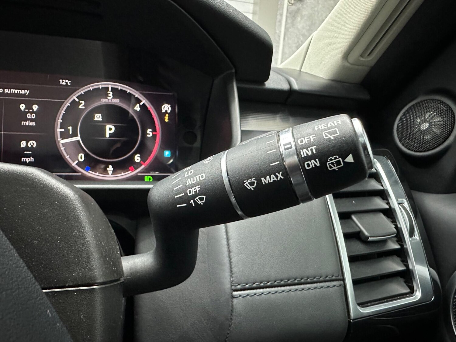 Used Land Rover Discovery 2019 for sale - 78058859: Photo 29