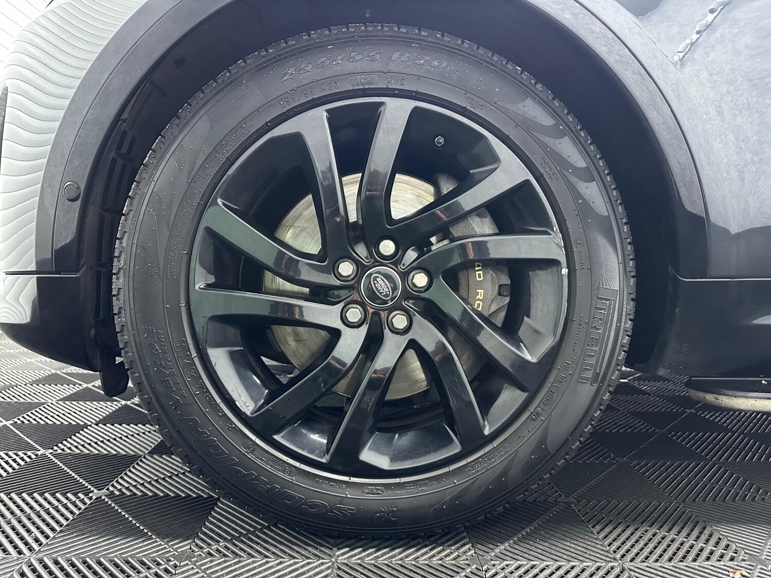 Used Land Rover Discovery 2019 for sale - 78058859: Photo 31