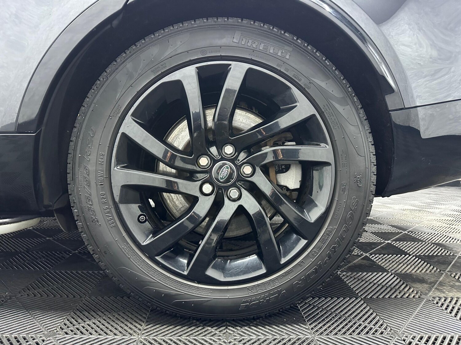 Used Land Rover Discovery 2019 for sale - 78058859: Photo 32