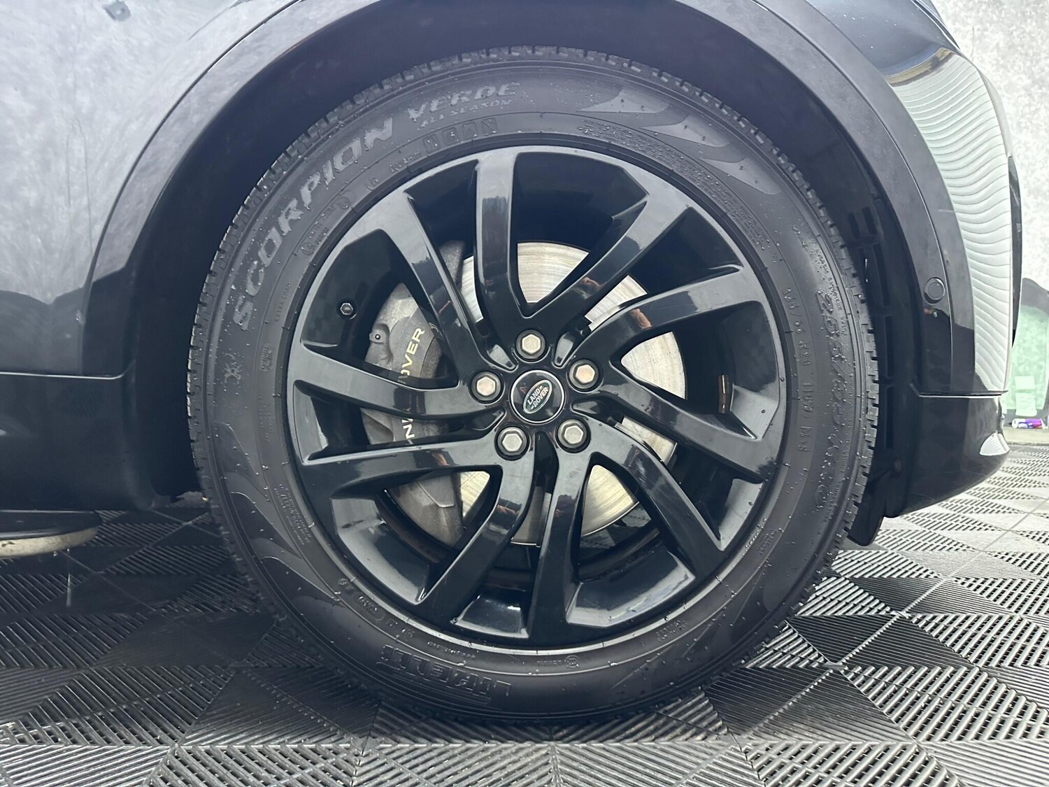 Used Land Rover Discovery 2019 for sale - 78058859: Photo 34