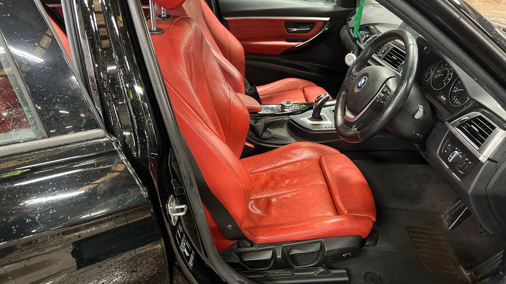 Used BMW 3 Series 2018 for sale - 76457109: Photo 2