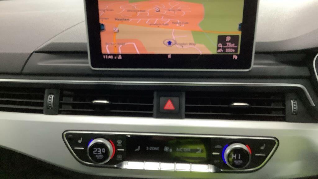 Used Audi A4 2018 for sale - 77611977: Photo 4