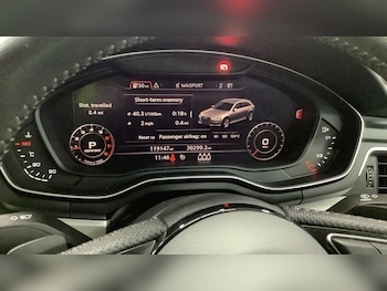 Used Audi A4 2018 for sale - 77611977: Photo