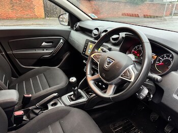 Used Dacia Duster 2022 for sale - 76886781: Photo