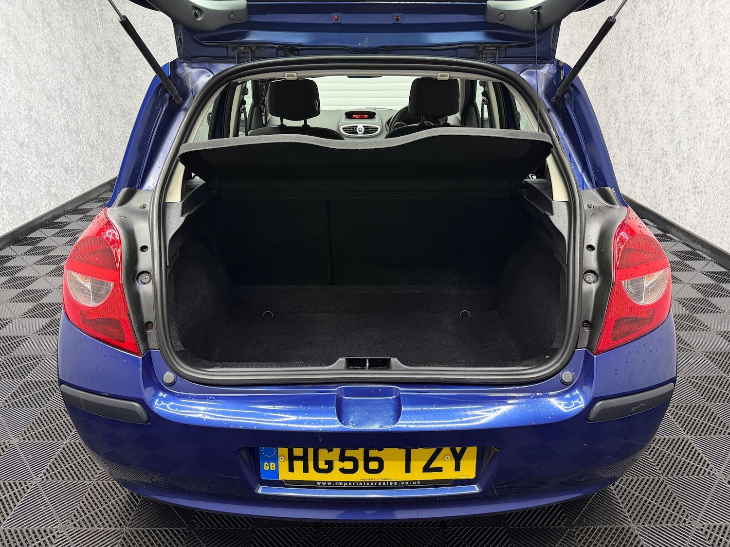 Used Renault Clio 2006 for sale - 78058057: Photo 17