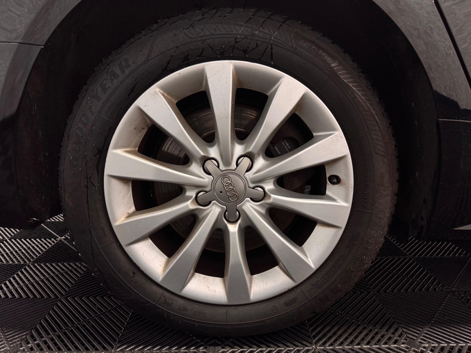 Used Audi A6 Saloon 2016 for sale - 76607168: Photo 31