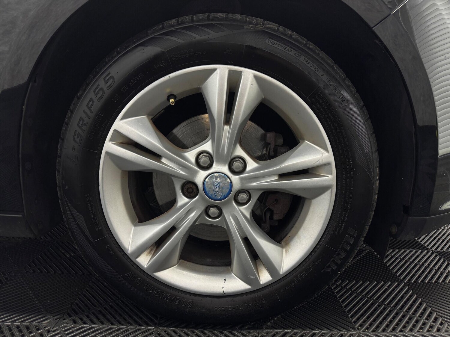 Used Ford Focus for sale - 78057969: Photo 25