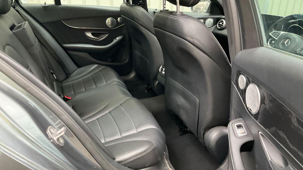 Used Mercedes-Benz C Class 2017 for sale - 74324051: Photo 3