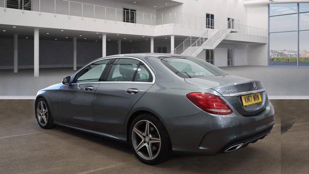 Used Mercedes-Benz C Class 2017 for sale - 74324051: Photo 9