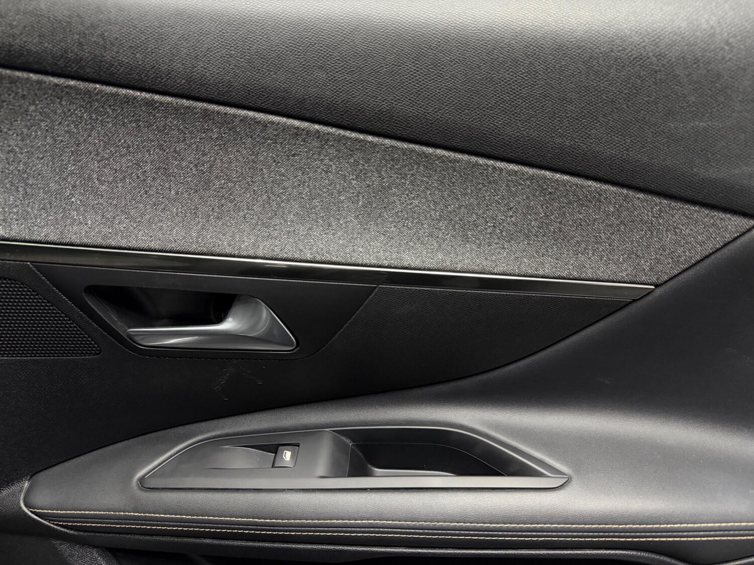 Used Peugeot 3008 2020 for sale - 77839547: Photo 30