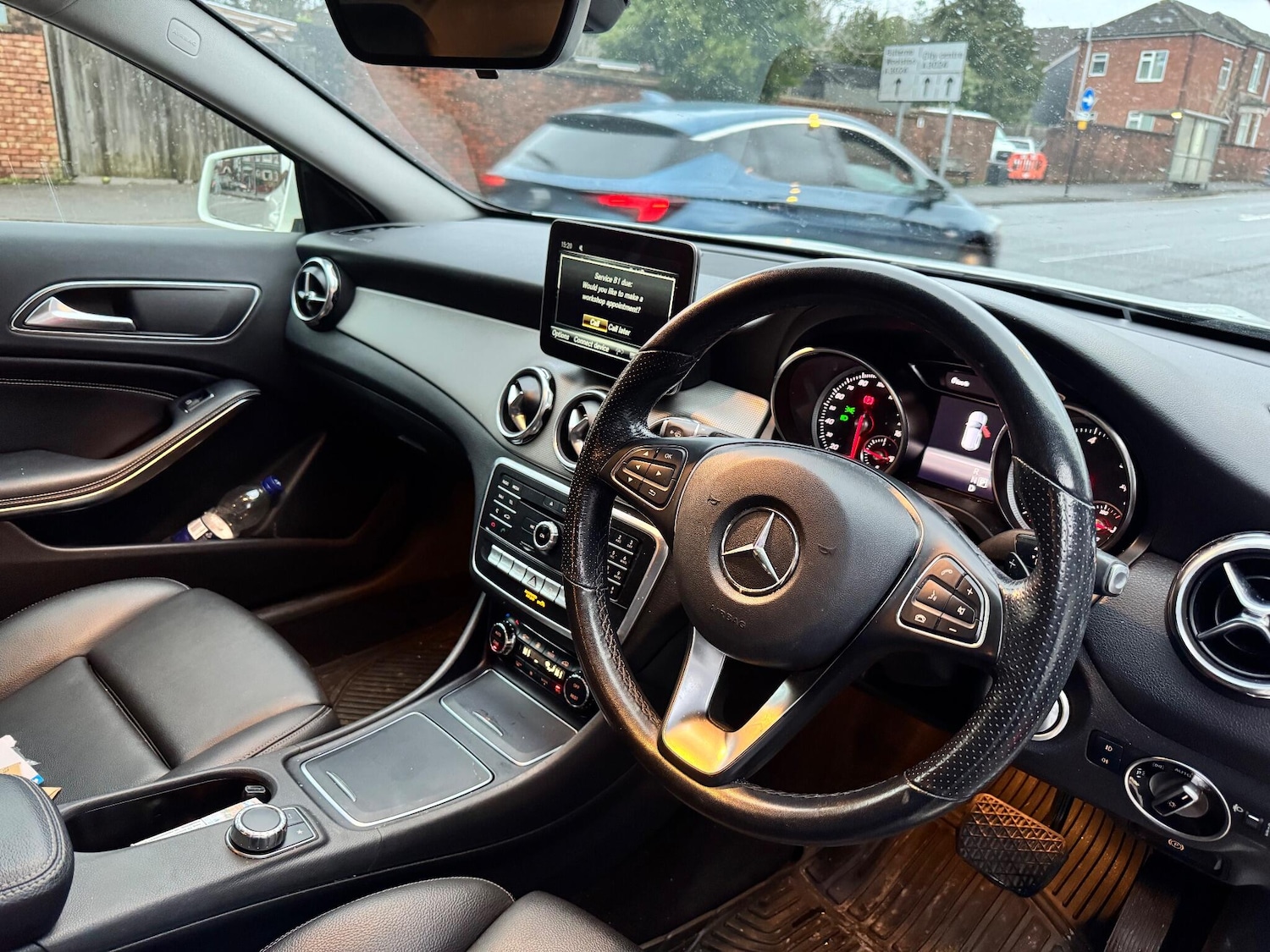 Used Mercedes-Benz GLA 2018 for sale - 76866124: Photo 2