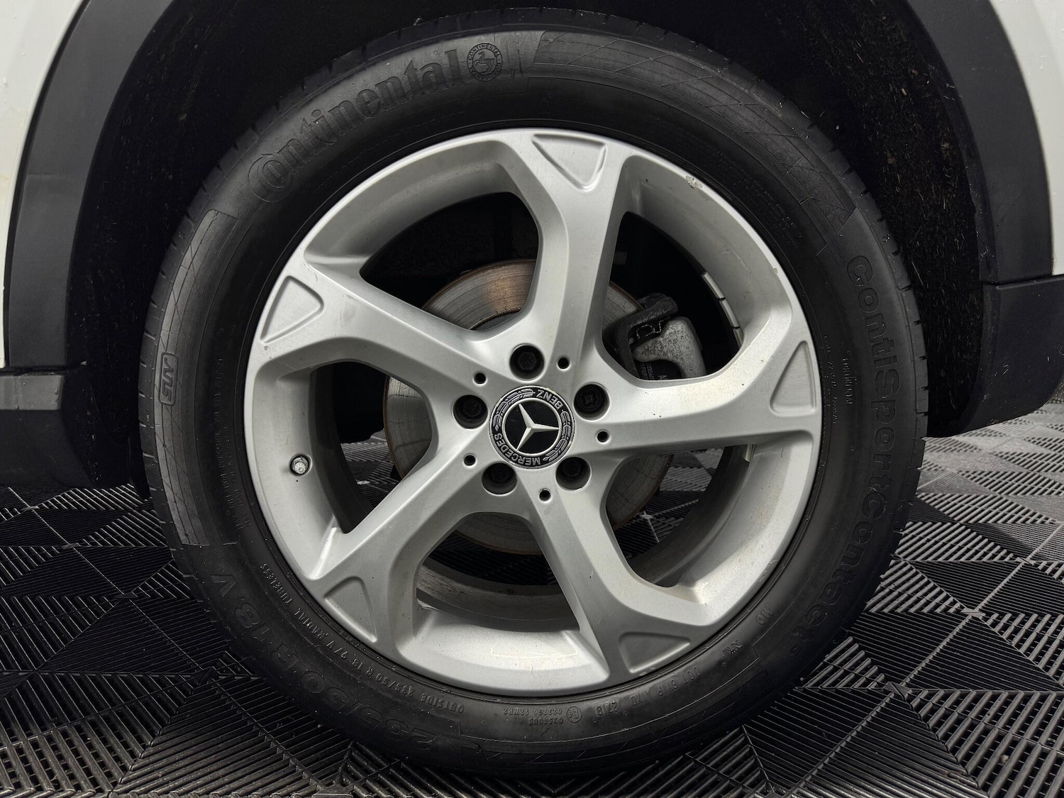 Used Mercedes-Benz GLA 2018 for sale - 76866124: Photo 32