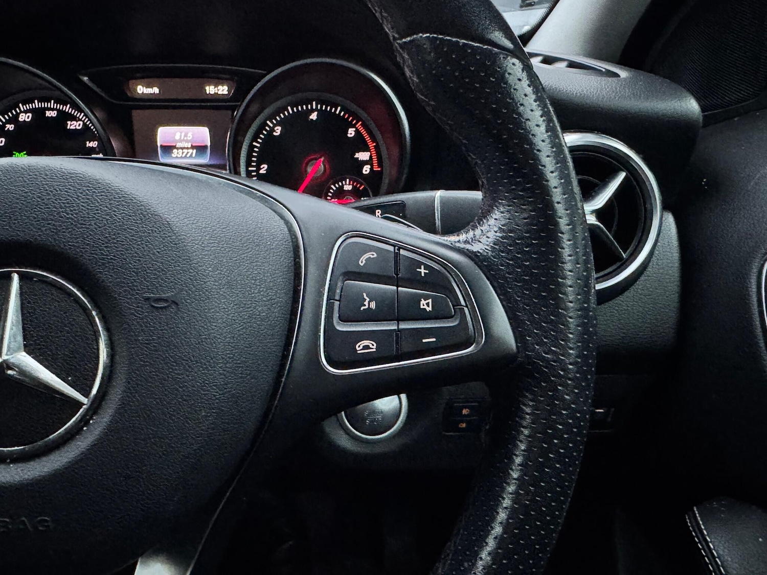 Used Mercedes-Benz GLA 2018 for sale - 76866124: Photo 7