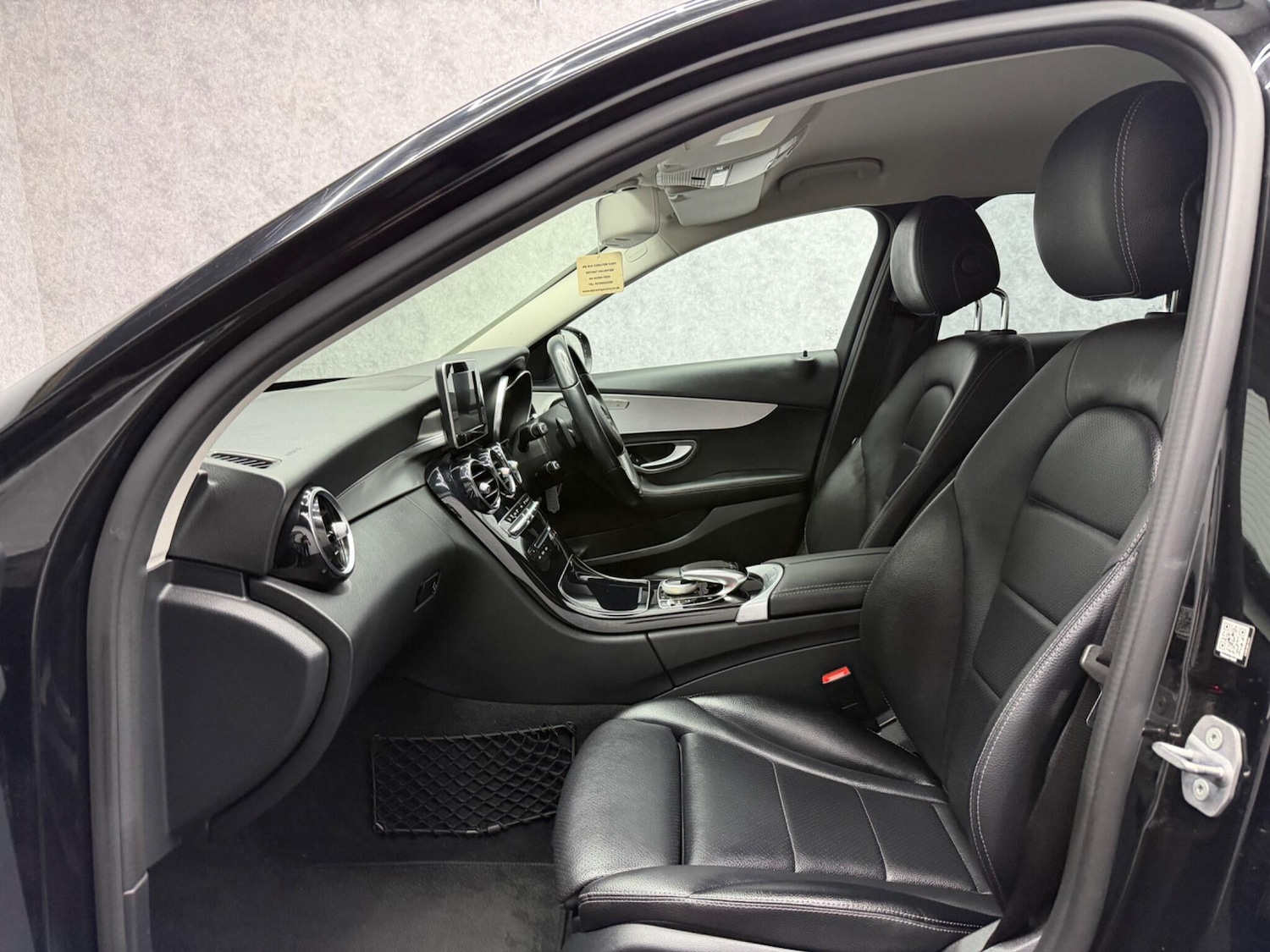 Used Mercedes-Benz C Class 2017 for sale - 77982473: Photo 3