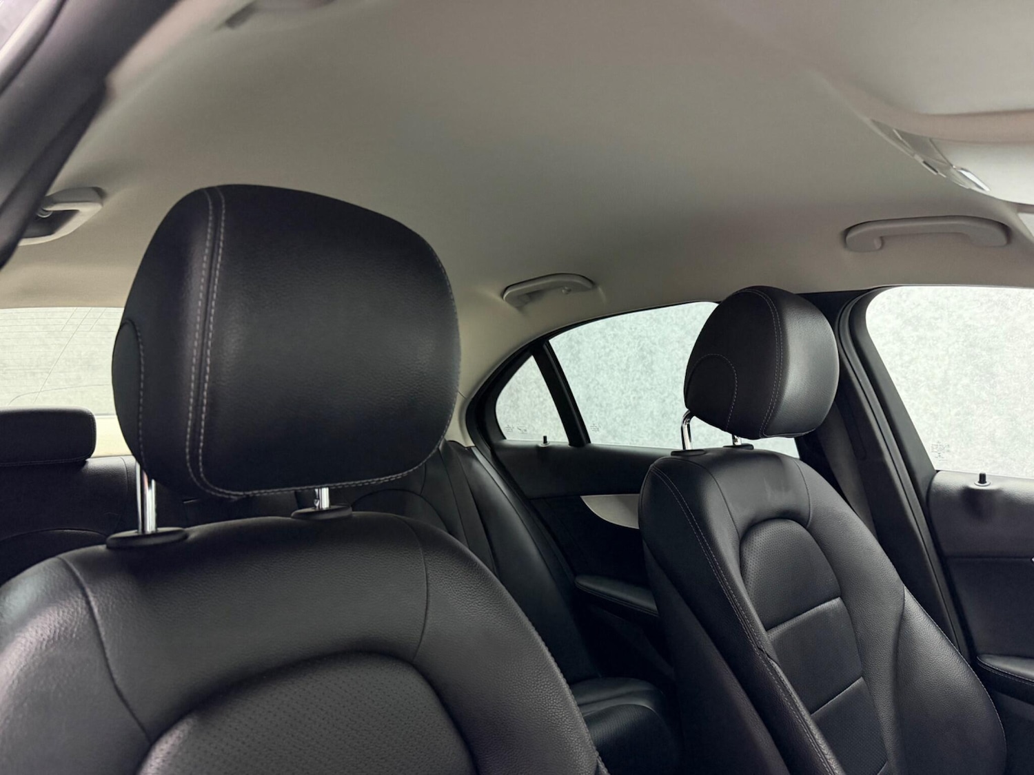 Used Mercedes-Benz C Class 2017 for sale - 77982473: Photo 8