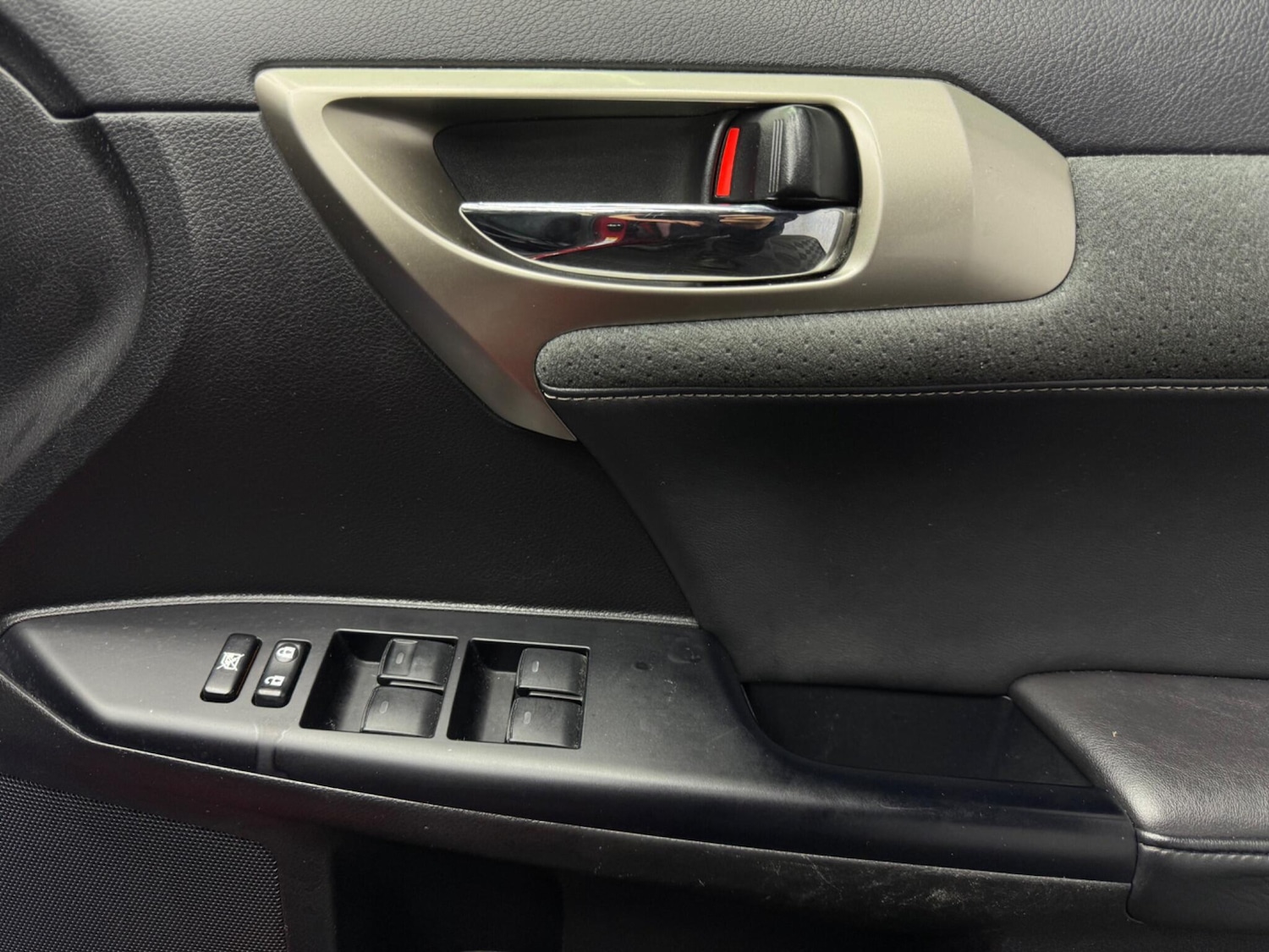 Used Lexus CT 2014 for sale - 75682161: Photo 22