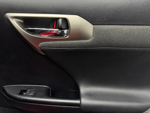 Used Lexus CT 2014 for sale - 75682161: Photo 23