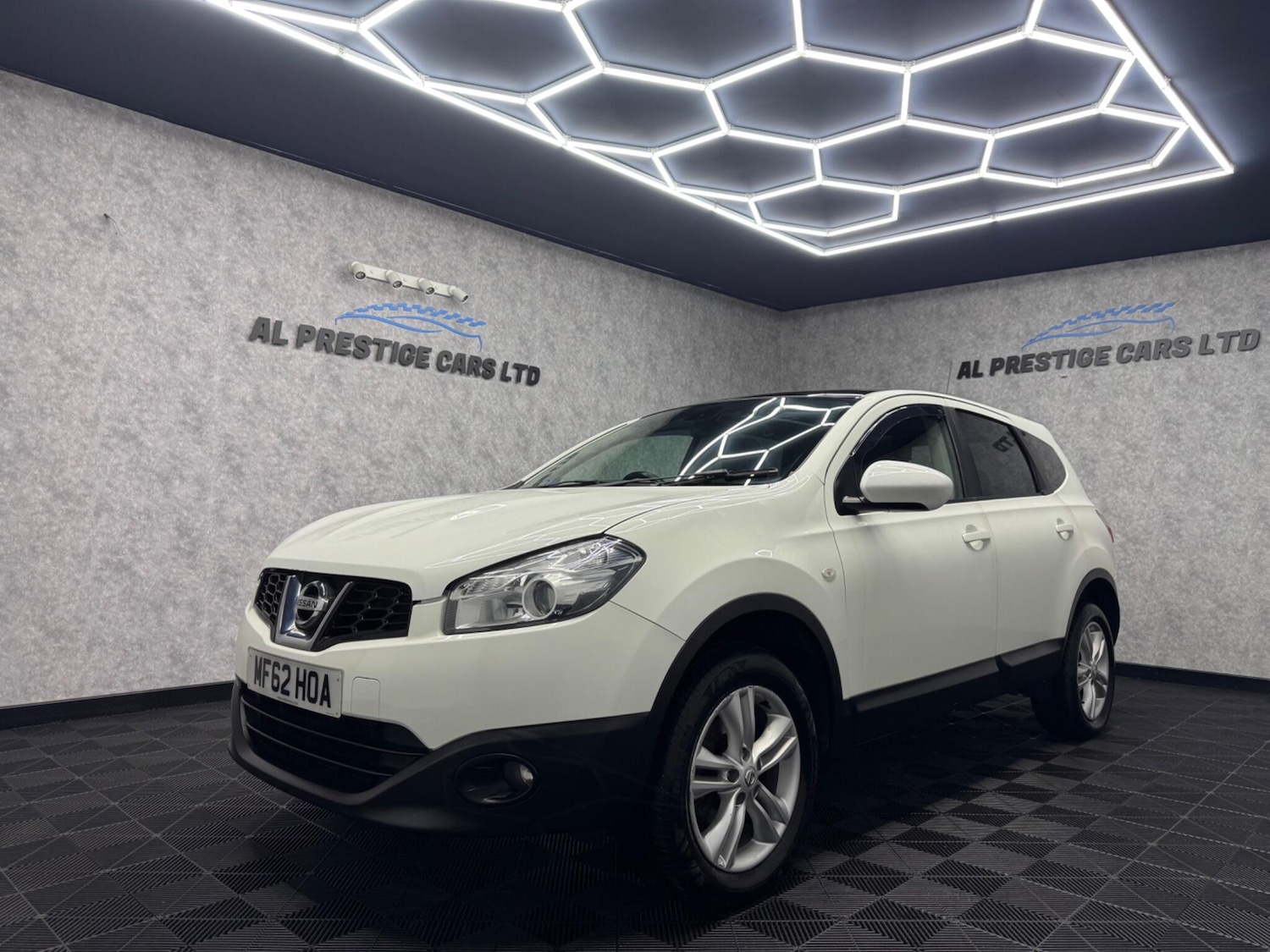 Used Nissan Qashqai+2 2012 for sale - 76349369: Photo 1