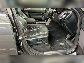 Used Land Rover Discovery 2019 for sale - 77524623: Photo