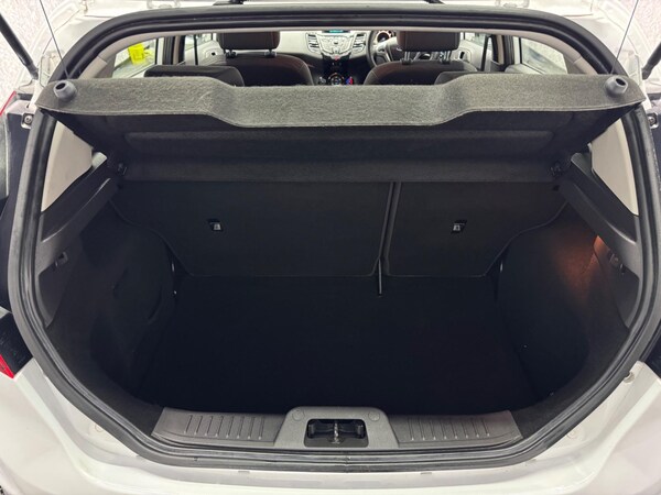 Used Ford Fiesta 2013 for sale - 73750943: Photo 16