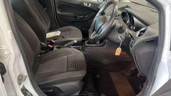 Used Ford Fiesta 2013 for sale - 73750943: Photo 2