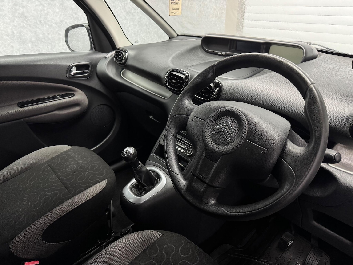 Used Citroen C3 Picasso 2012 for sale - 76772119: Photo 2