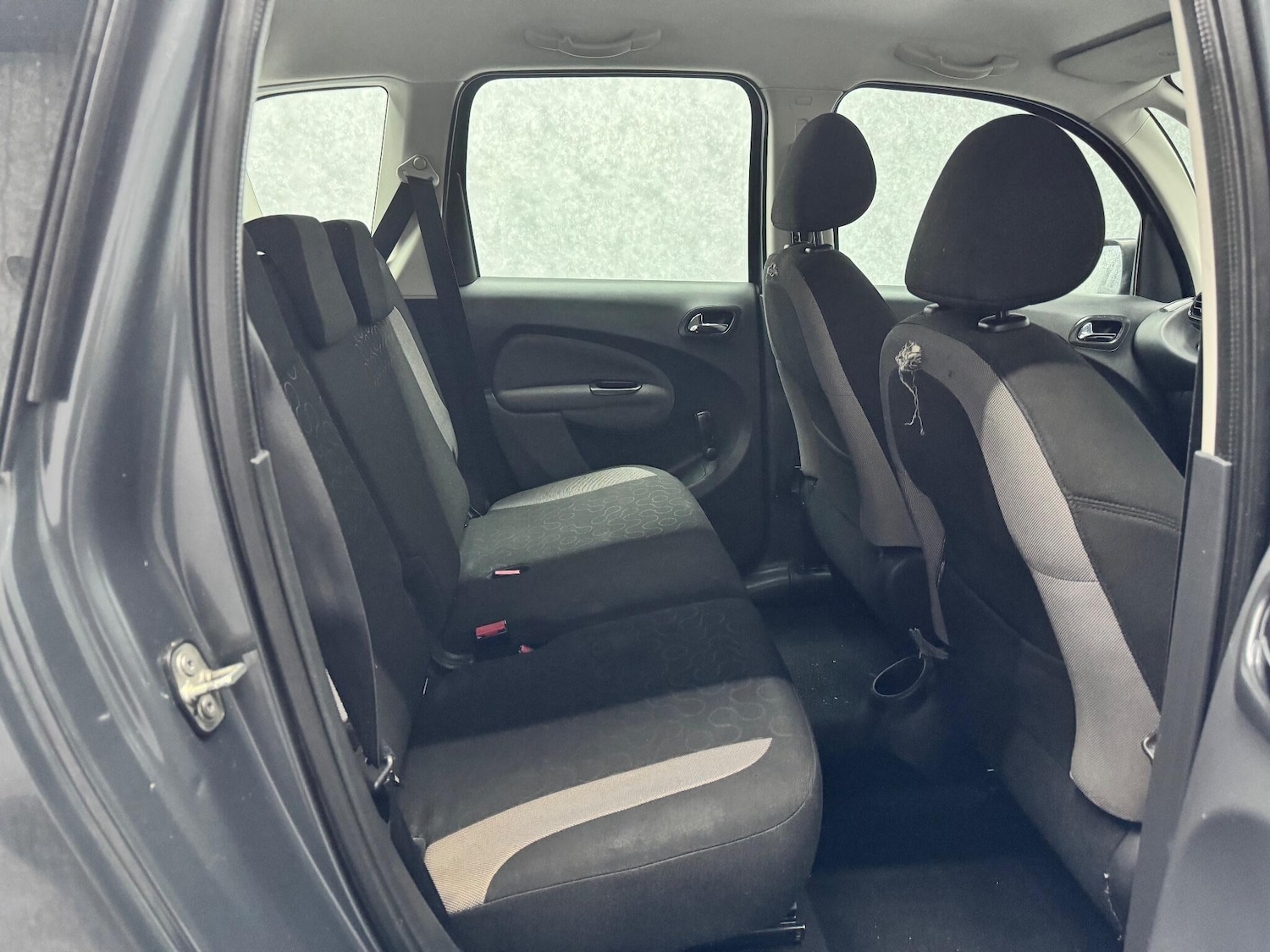 Used Citroen C3 Picasso 2012 for sale - 76772119: Photo 5