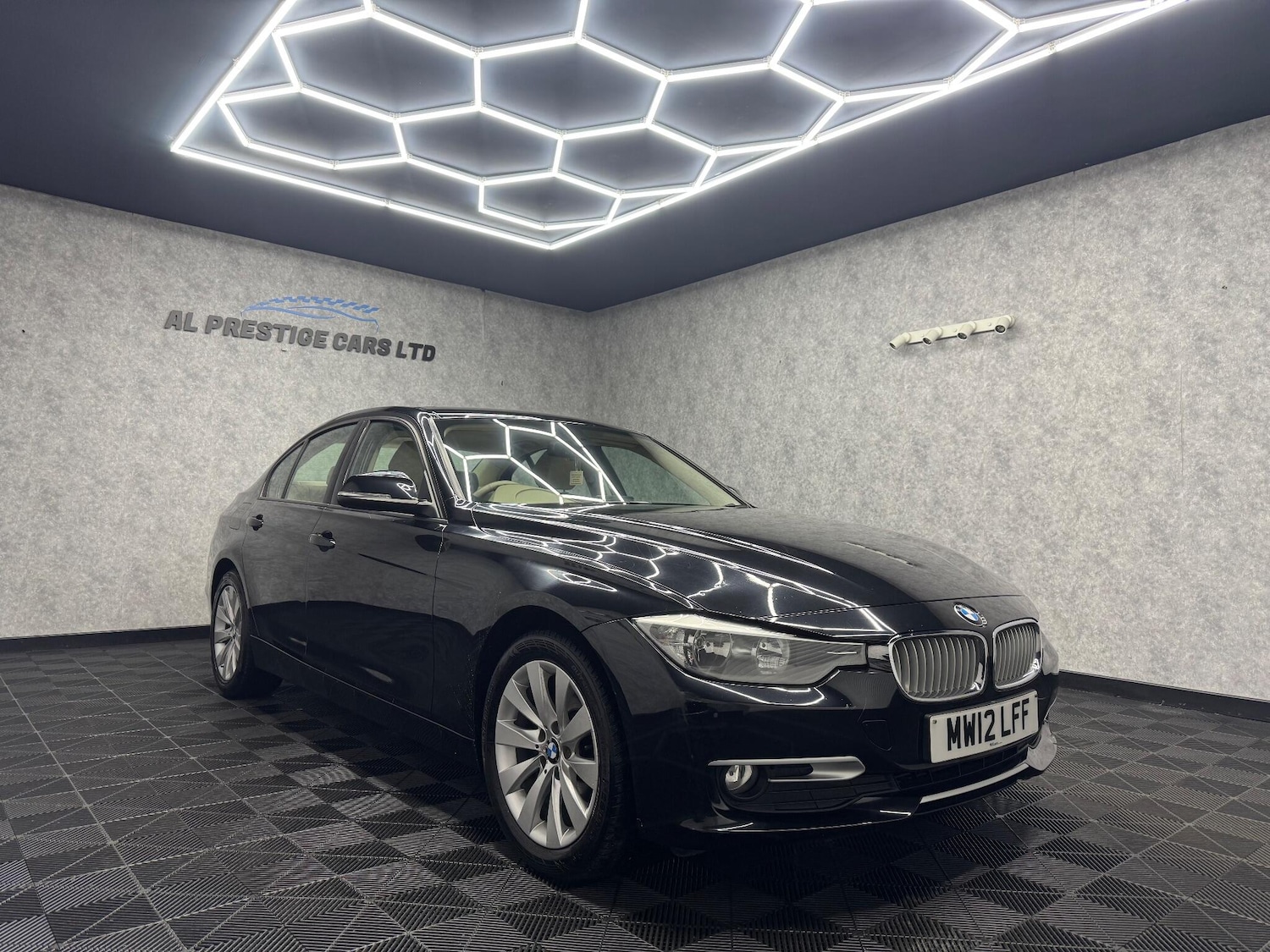 Used BMW 3 Series 2012 for sale - 76381070: Photo 28