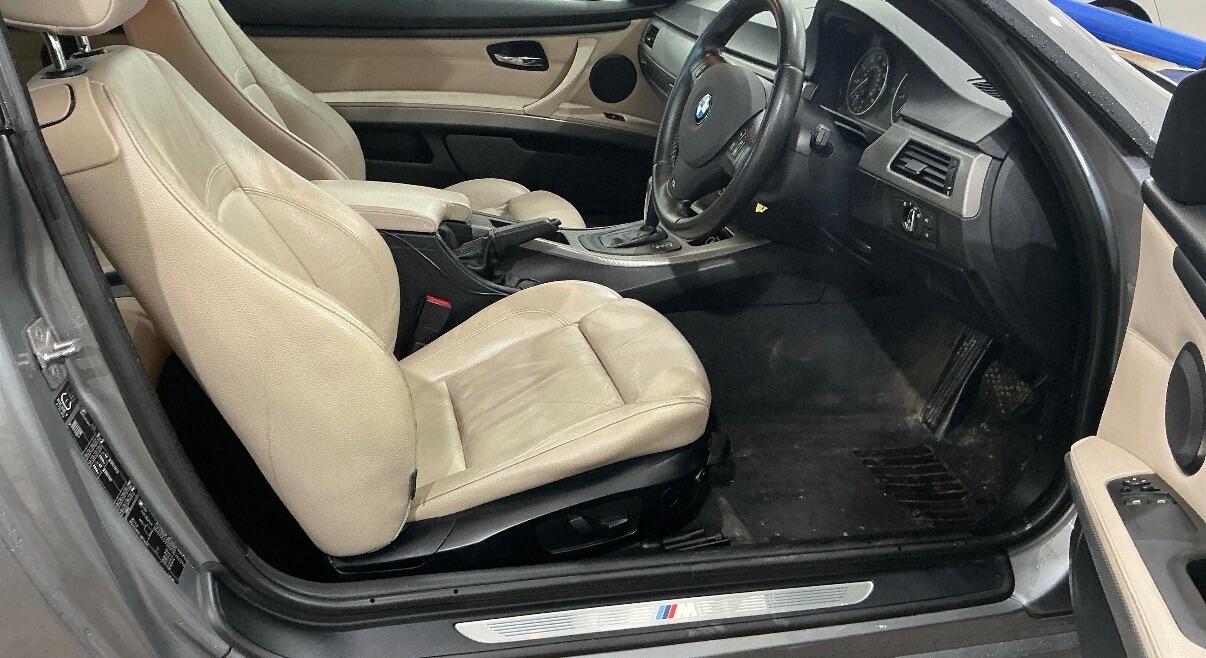 Used BMW 3 Series 2011 for sale - 78100730: Photo 2