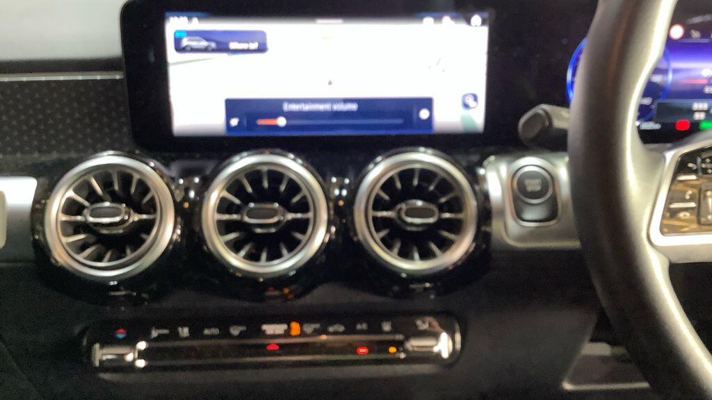 Used Mercedes-Benz EQB 2024 for sale - 77290570: Photo 4