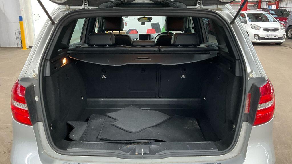 Used Mercedes-Benz B Class 2014 for sale - 78058844: Photo 11