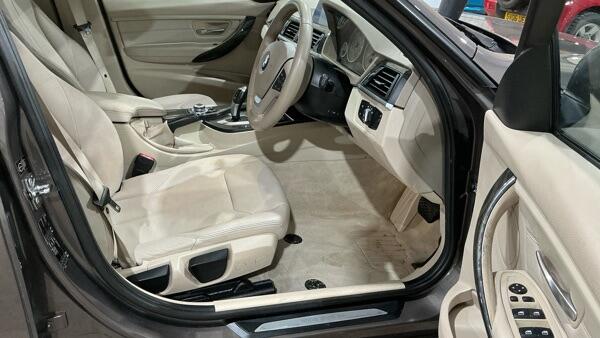 Used BMW 3 Series 2012 for sale - 78184324: Photo 2