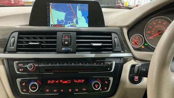 Used BMW 3 Series 2012 for sale - 78184324: Photo 9