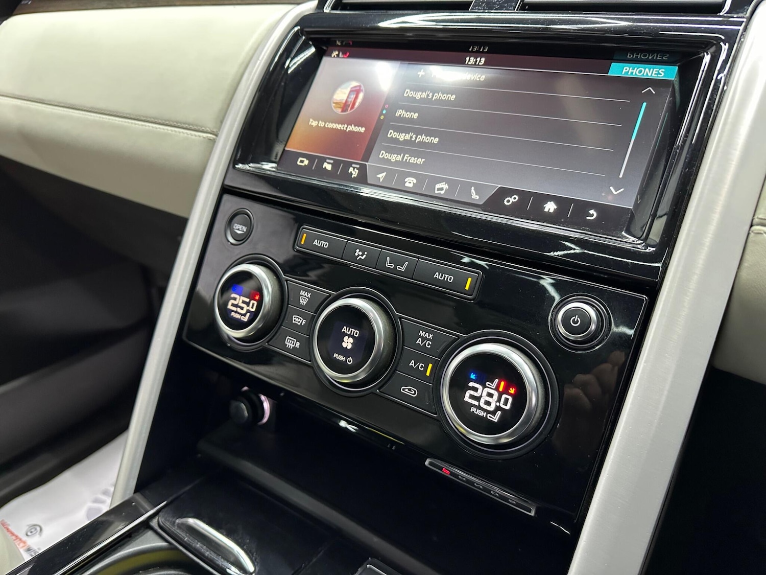 Used Land Rover Discovery 2019 for sale - 77411568: Photo 32