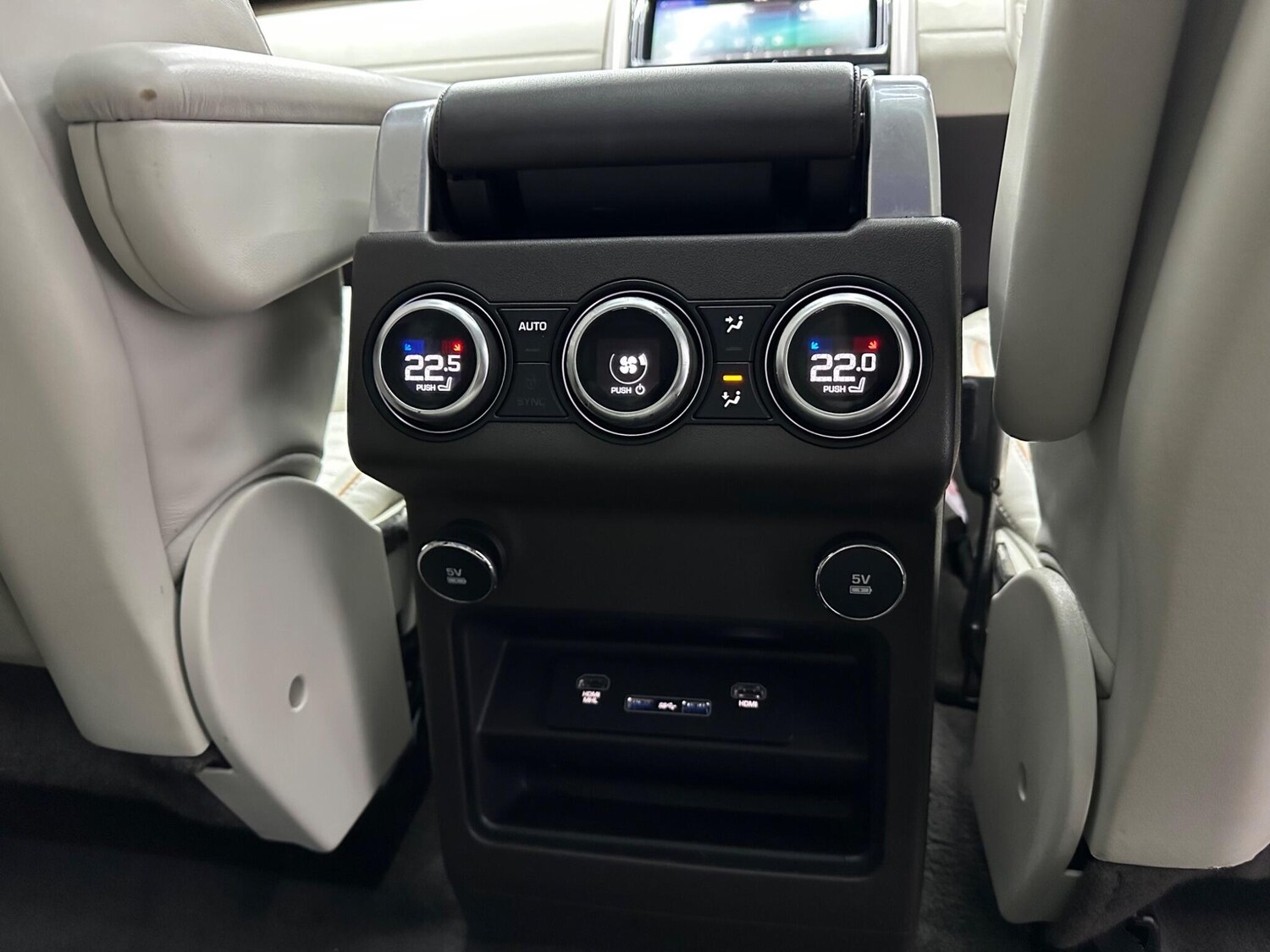 Used Land Rover Discovery 2019 for sale - 77411568: Photo 44