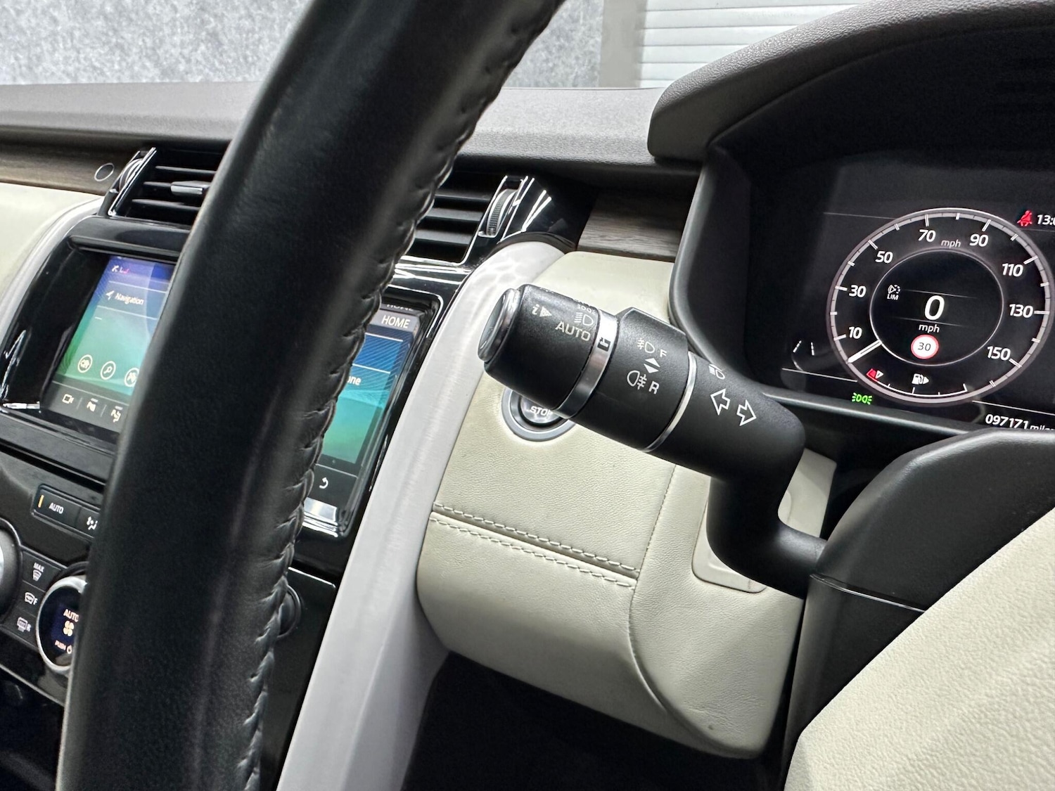 Used Land Rover Discovery 2019 for sale - 77411568: Photo 49