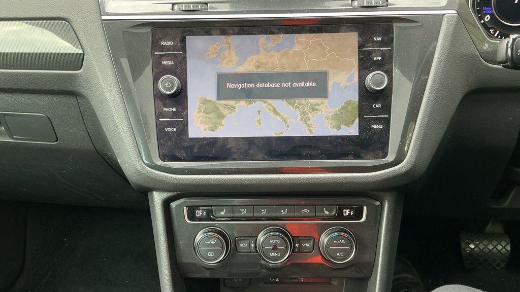 Used Volkswagen Tiguan 2017 for sale - 76361080: Photo 5