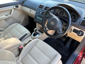 Used Volkswagen Touran 2011 for sale - 79664356: Photo