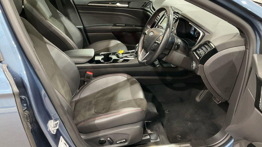 Used Ford Mondeo 2021 for sale - 76440588: Photo 2