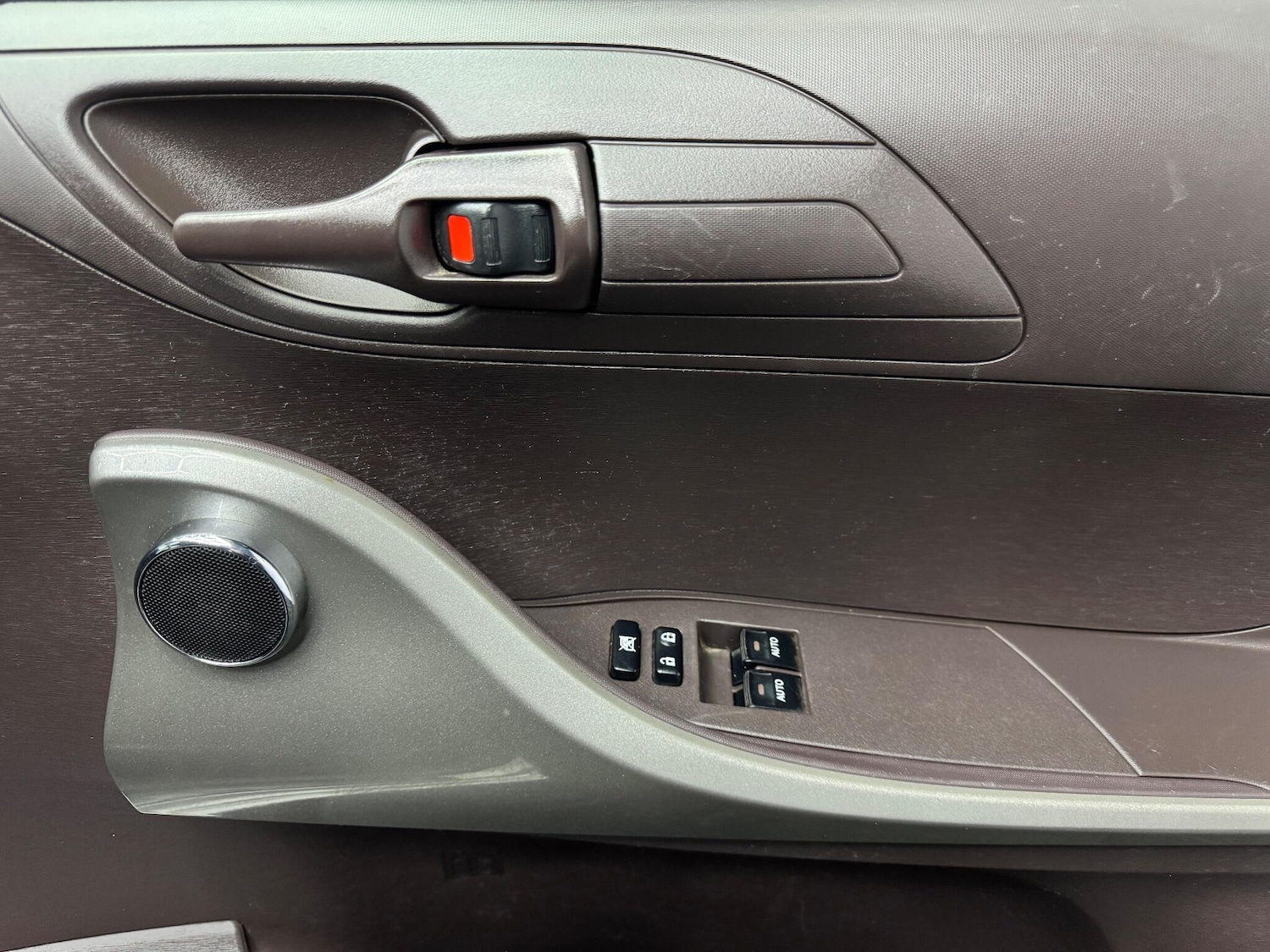 Used Toyota IQ 2010 for sale - 76936032: Photo 22