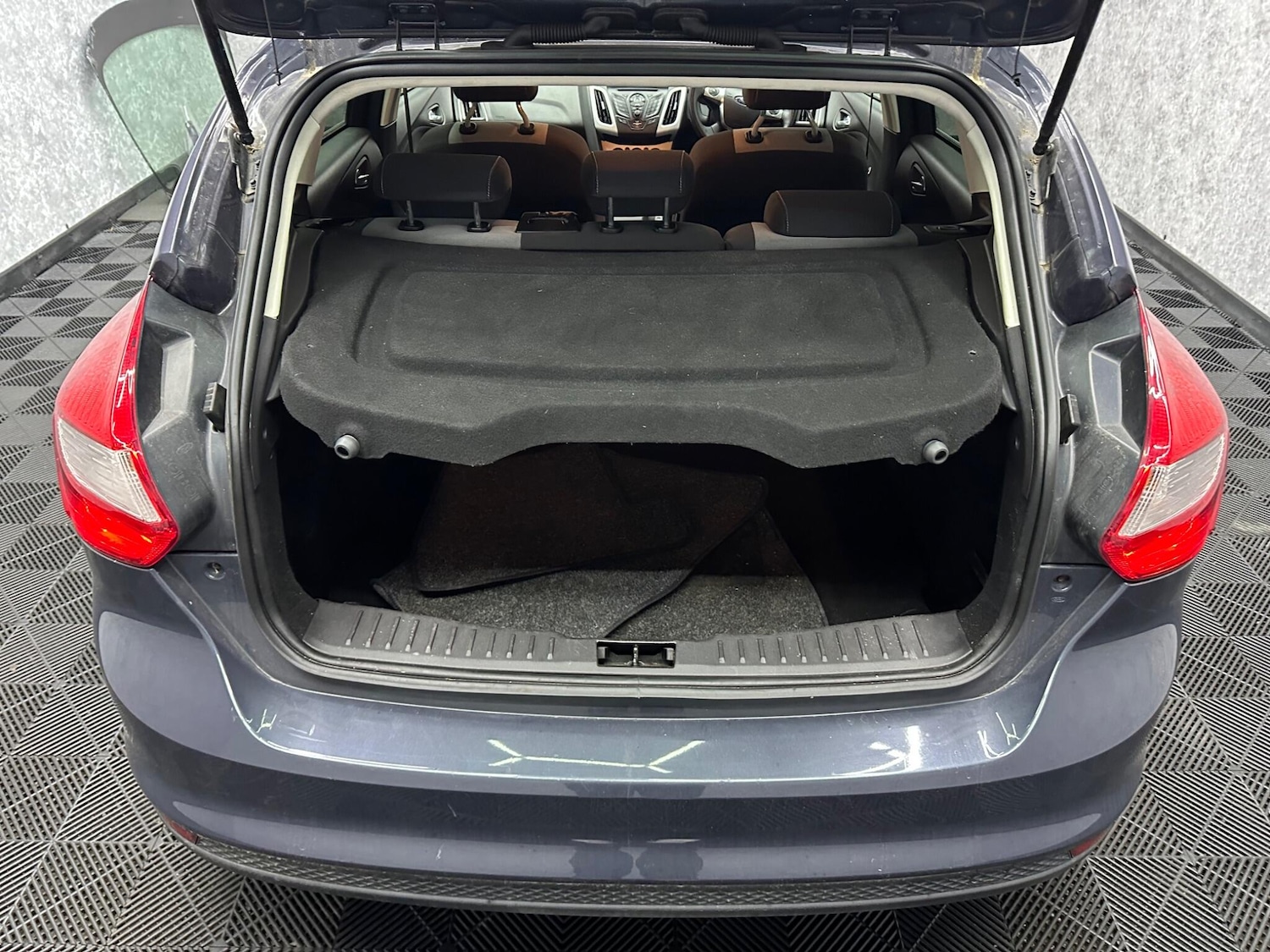 Used Ford Focus 2012 for sale - 78204409: Photo 19