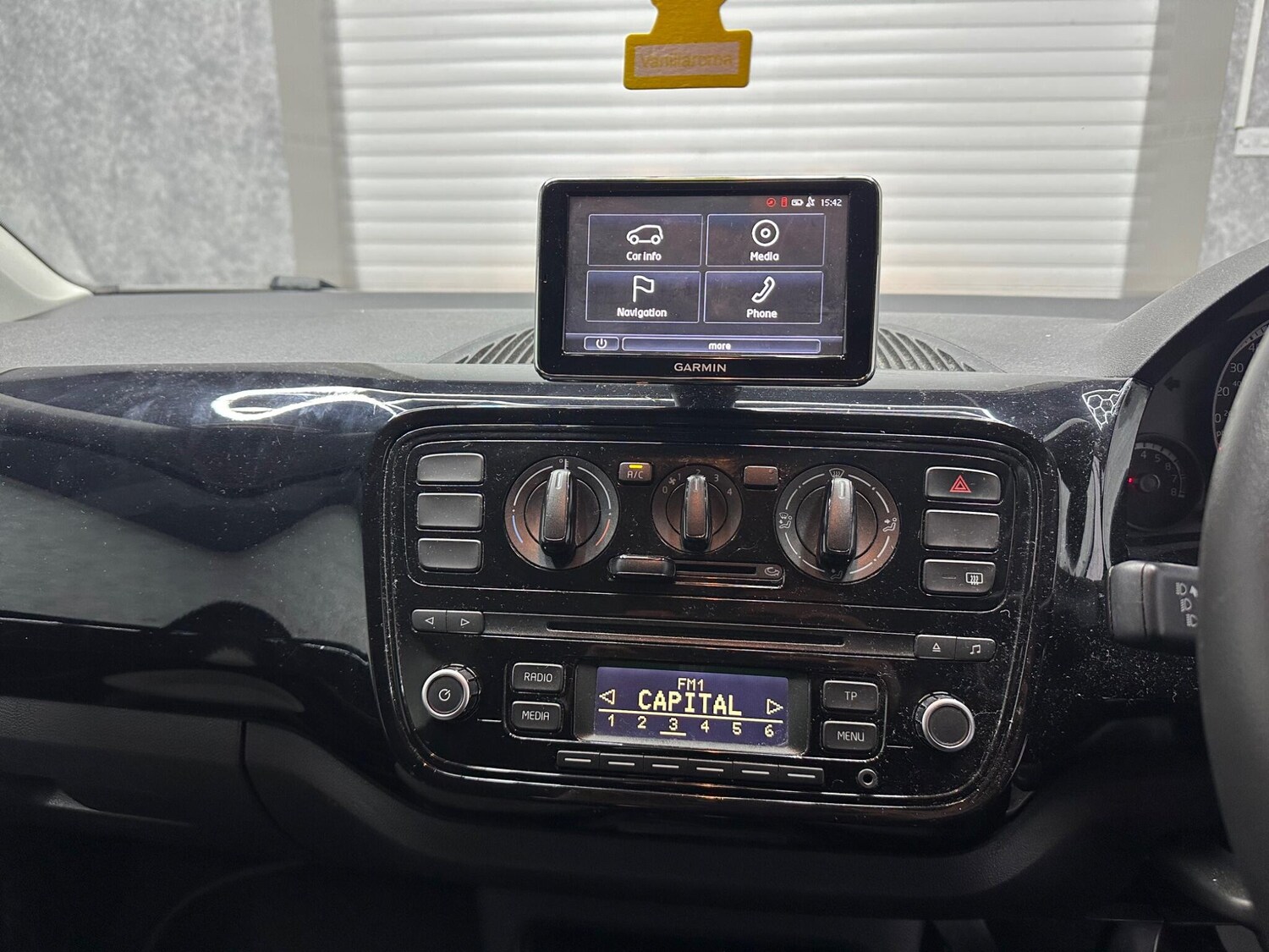 Used Volkswagen up! 2016 for sale - 77637423: Photo 7