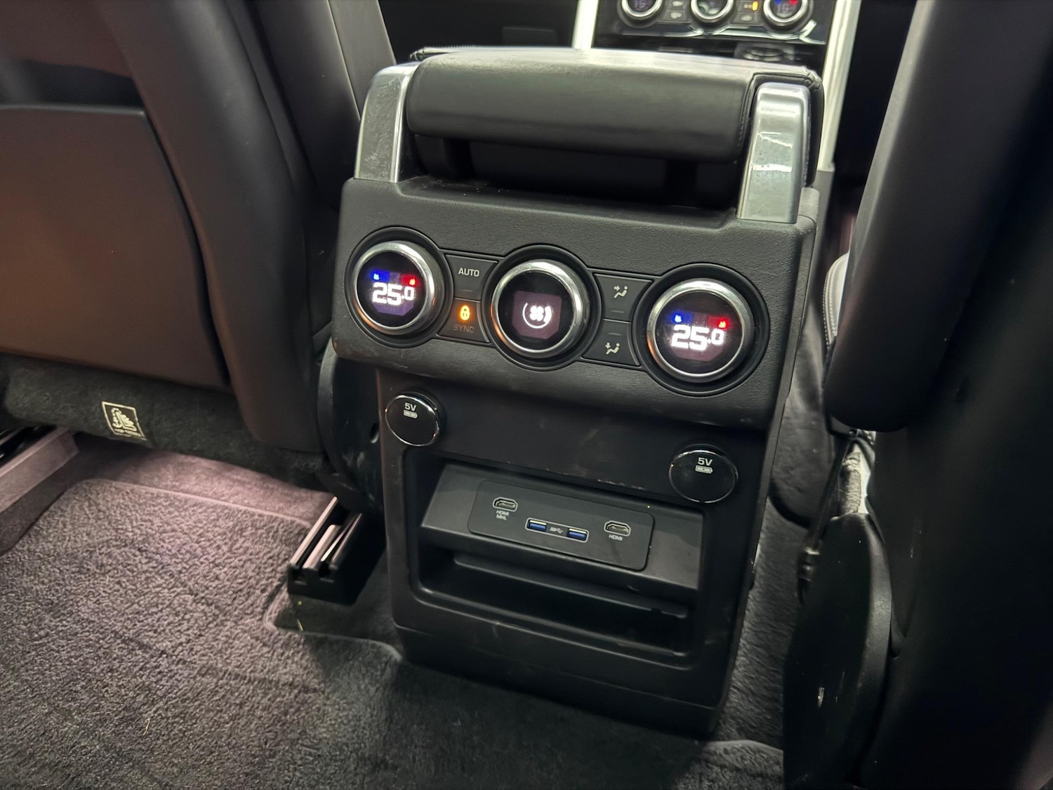 Used Land Rover Discovery 2017 for sale - 76839946: Photo 26