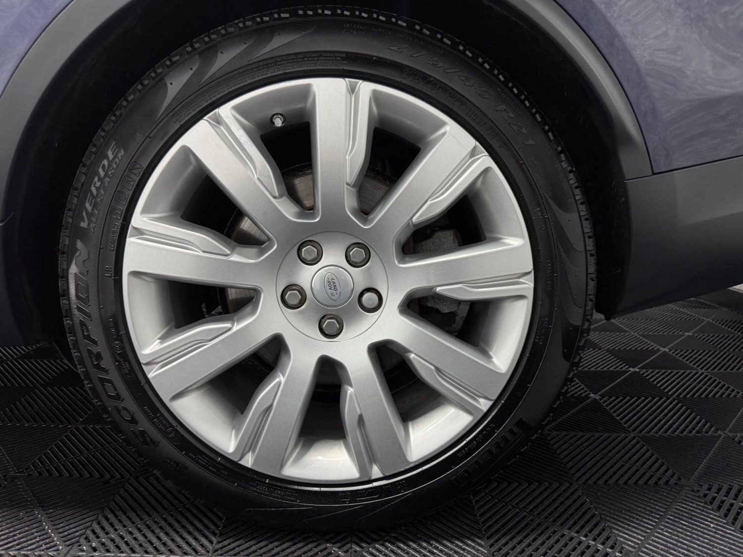 Used Land Rover Discovery 2017 for sale - 76839946: Photo 45