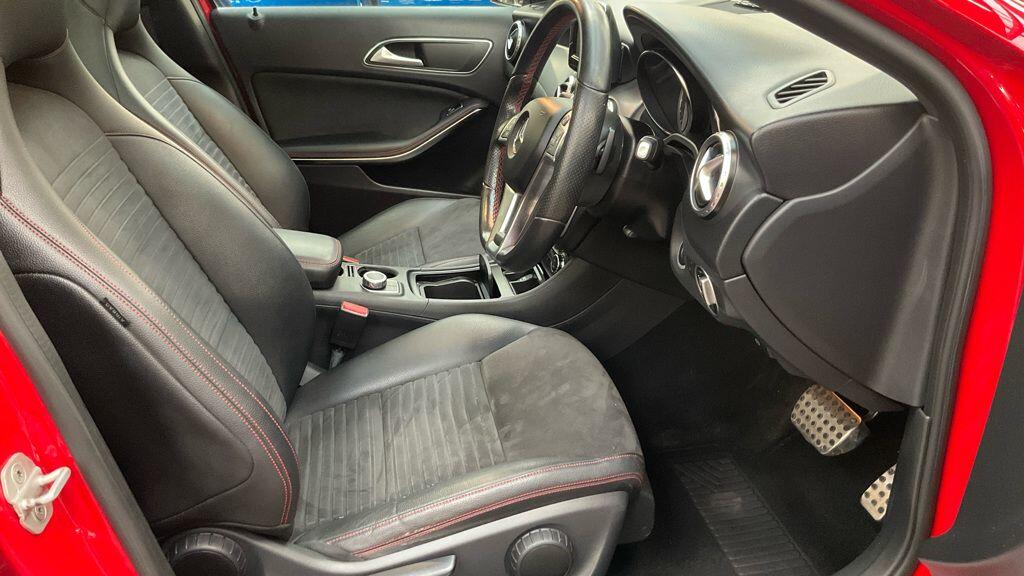 Used Mercedes-Benz GLA 2015 for sale - 77279359: Photo 2