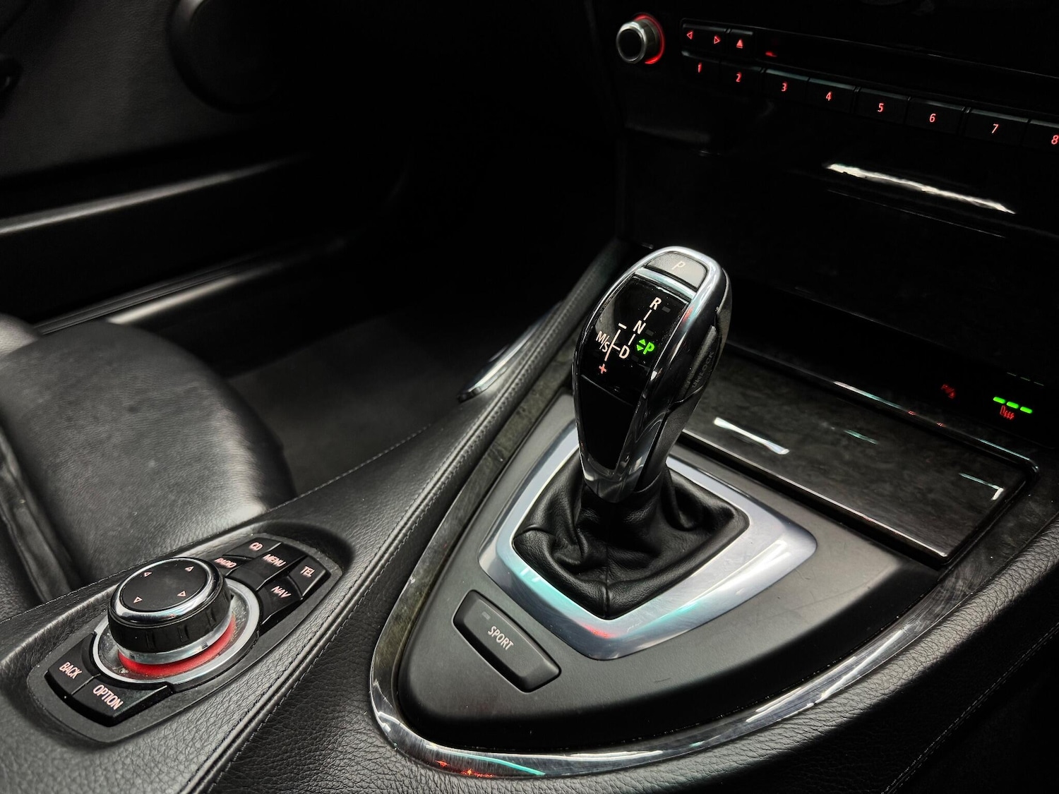 Used BMW 6 Series for sale - 78058973: Photo 9