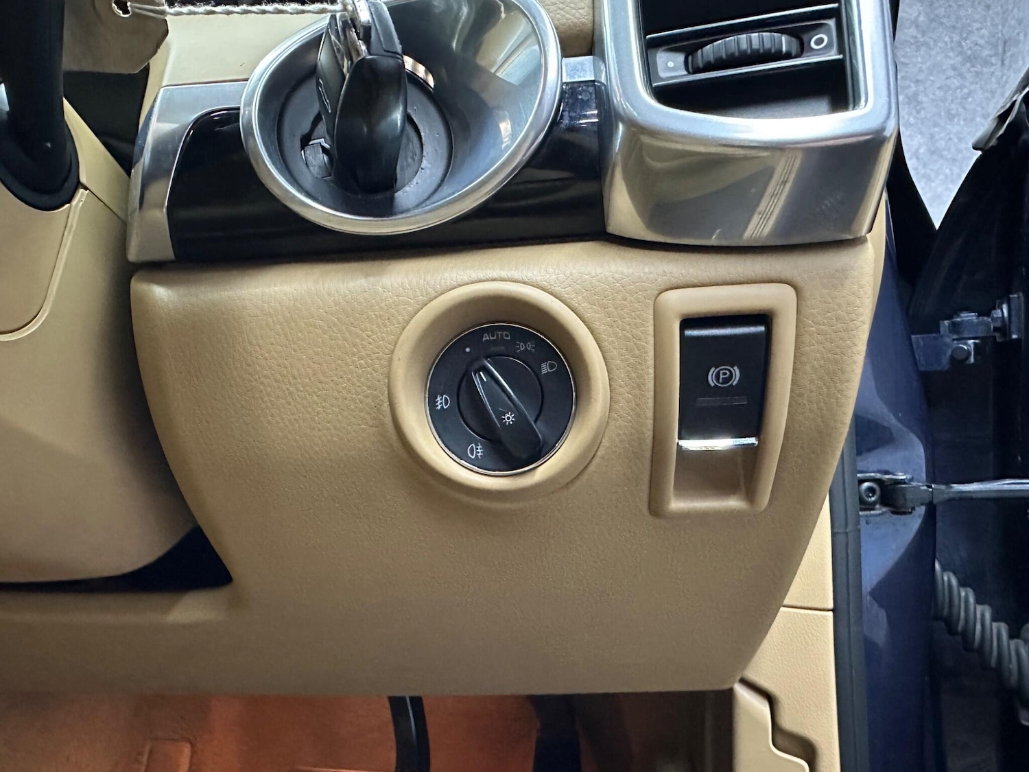 Used Porsche Cayenne 2010 for sale - 78058872: Photo 23