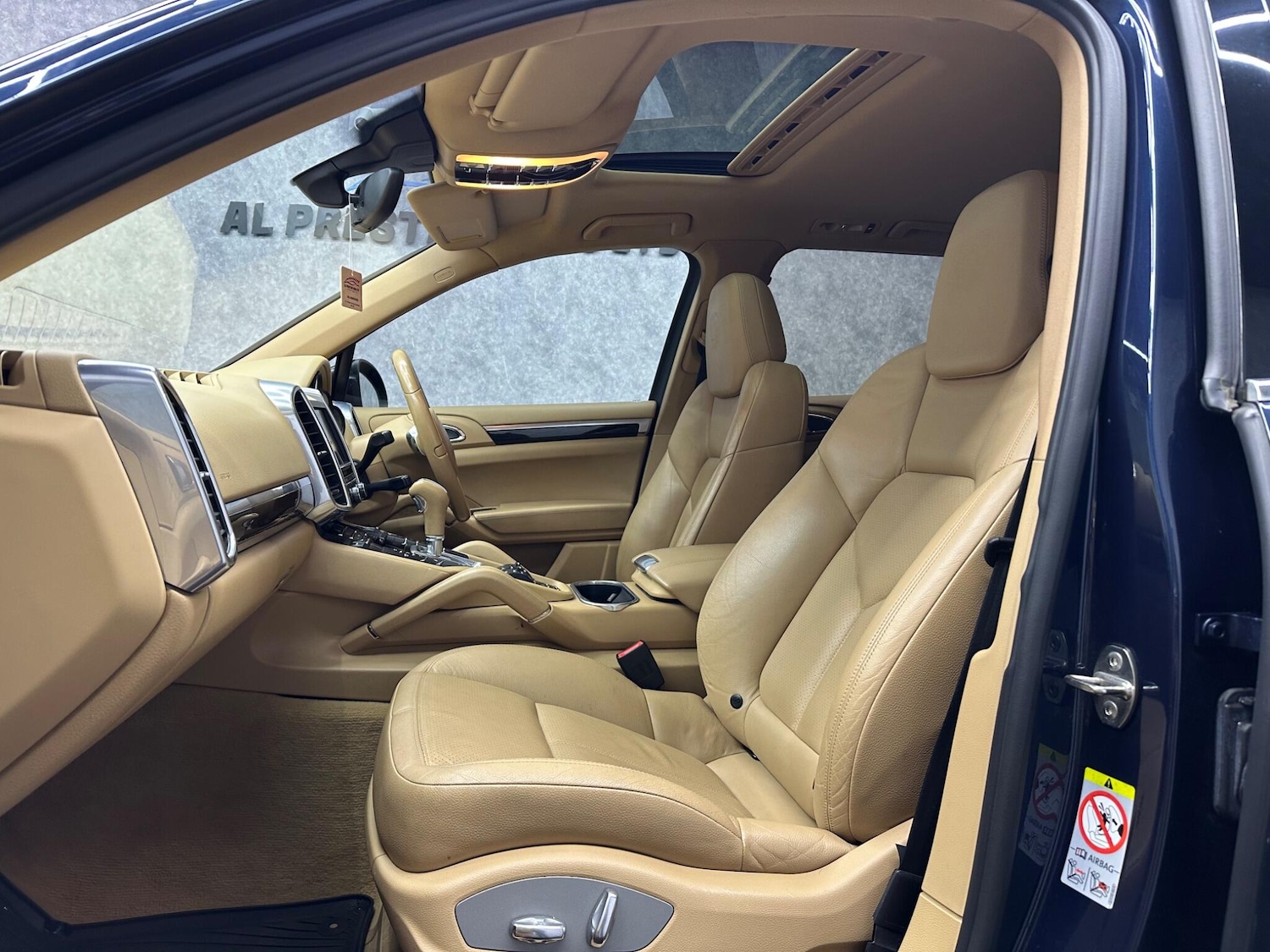 Used Porsche Cayenne 2010 for sale - 78058872: Photo 3