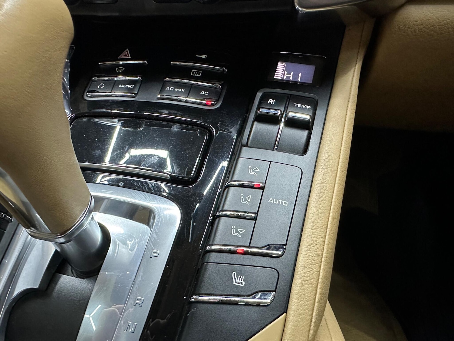 Used Porsche Cayenne 2010 for sale - 78058872: Photo 30