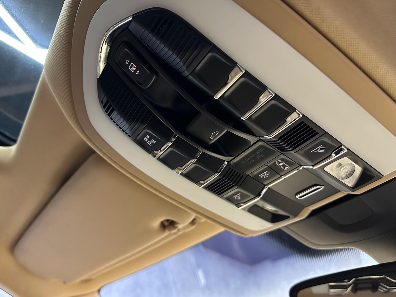 Used Porsche Cayenne 2010 for sale - 78058872: Photo 34